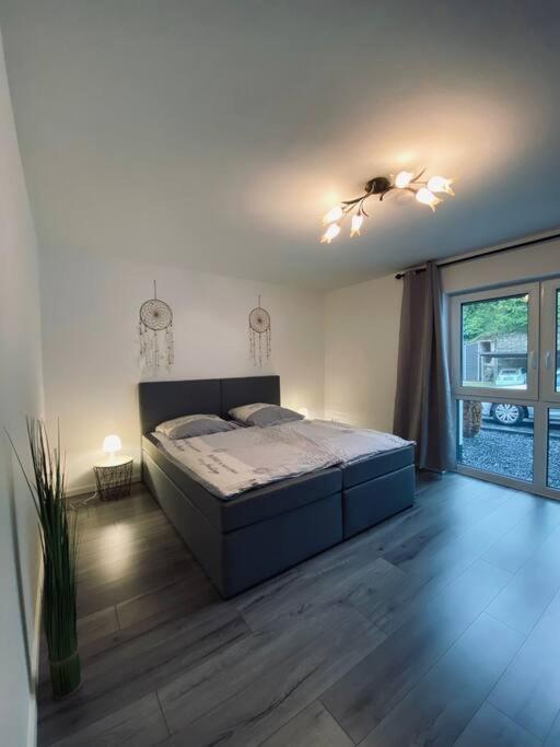Grosse Moderne Ferienwohnung Auch Als Monteur Unterkunft Nutzbar, In Stolberg - Vicht Zewnętrze zdjęcie